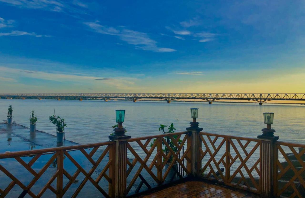 Excel River View Rangum Exterior foto